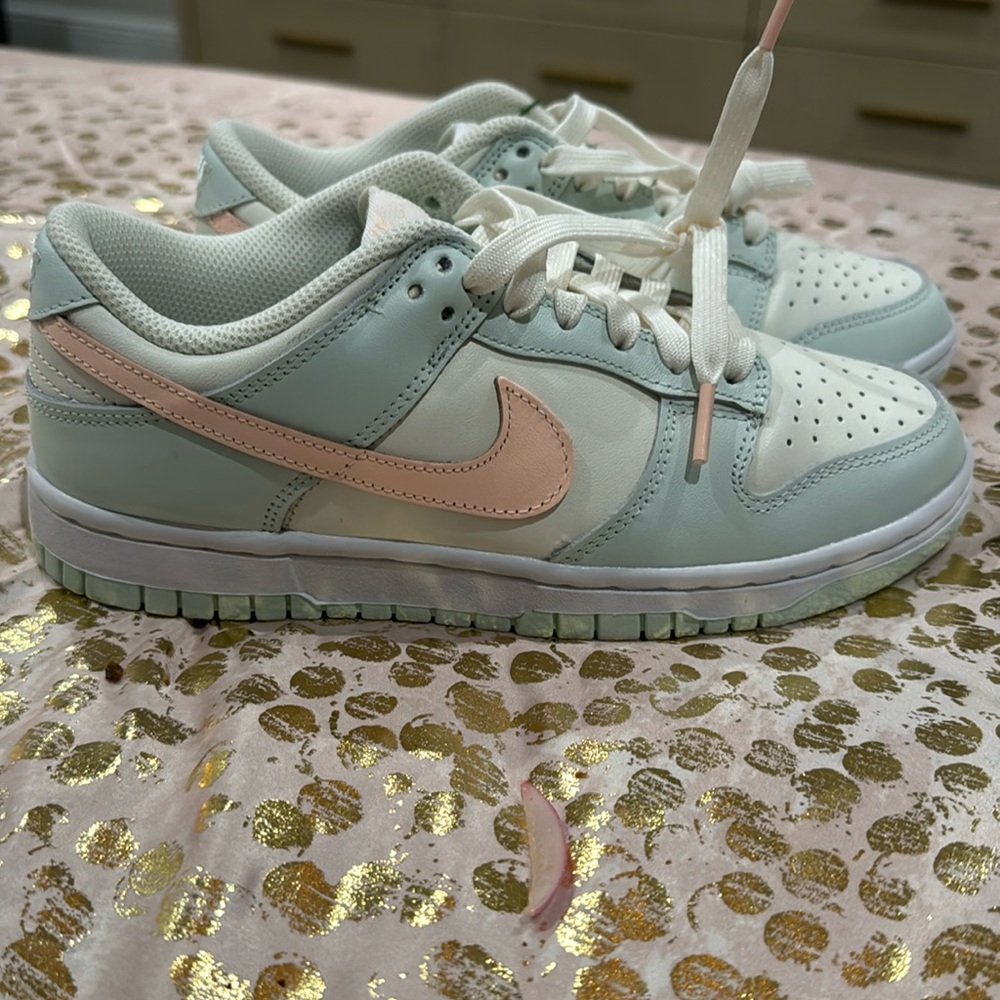 Nike Dunk Low Barely Green Women’s